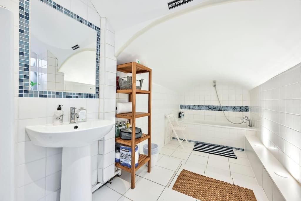 The Perfect Queensway Appartement *